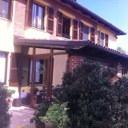 אסטי Agriturismo Tre Tigli מראה חיצוני תמונה