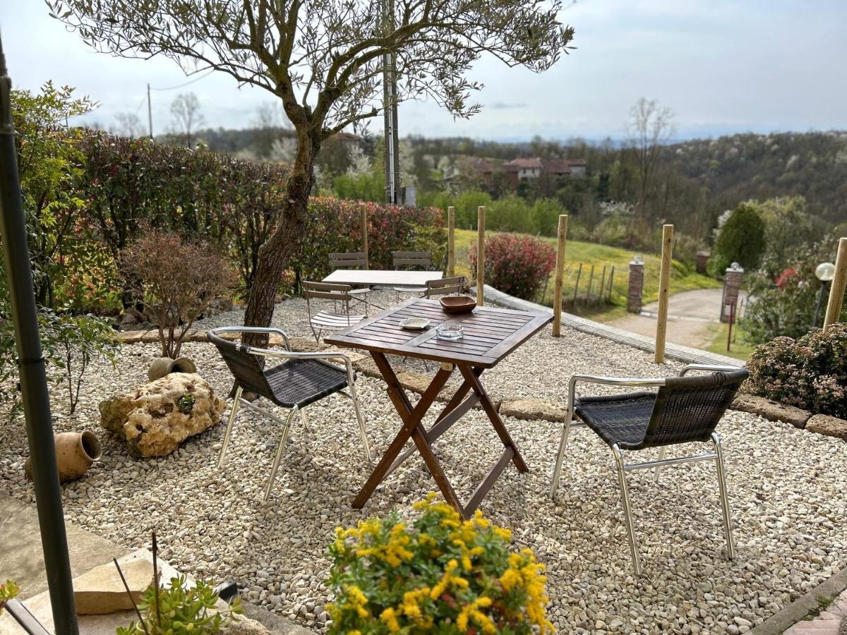 אסטי Agriturismo Tre Tigli מראה חיצוני תמונה