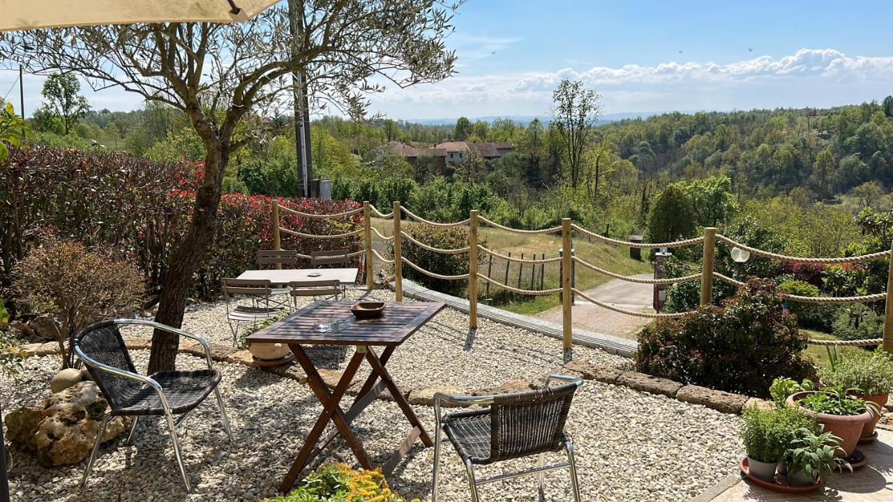אסטי Agriturismo Tre Tigli מראה חיצוני תמונה