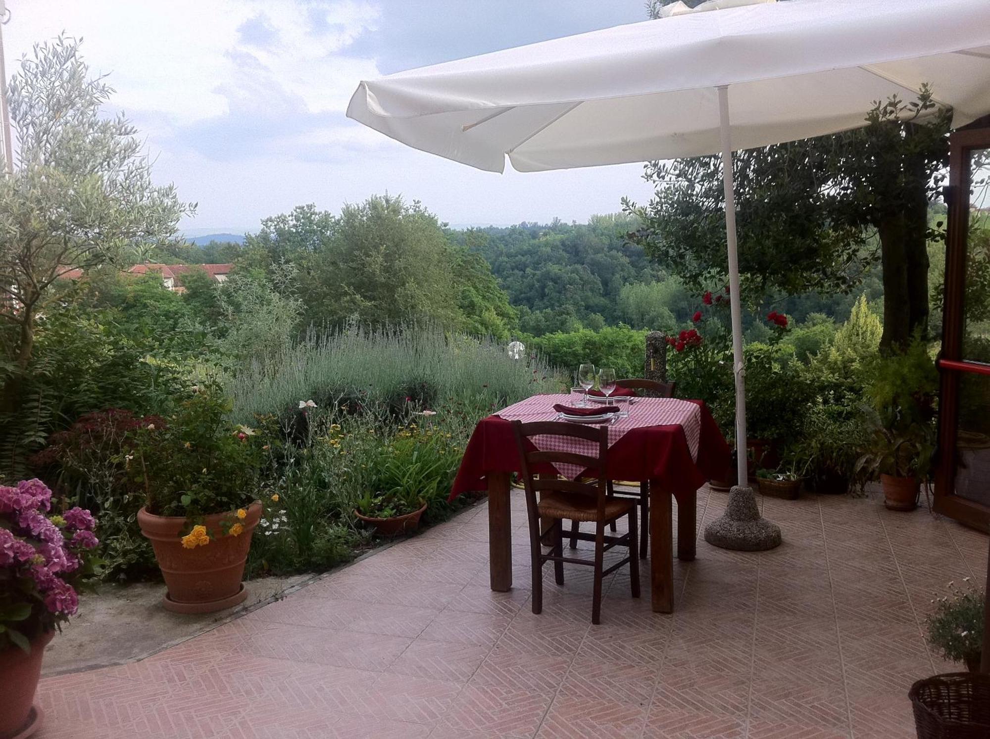 אסטי Agriturismo Tre Tigli מראה חיצוני תמונה