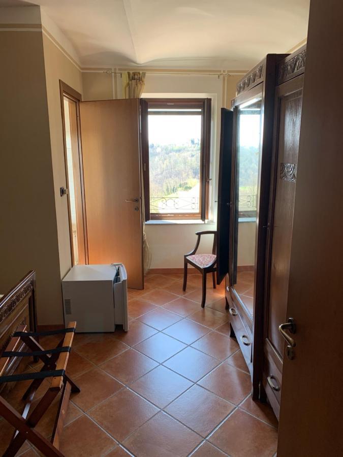 אסטי Agriturismo Tre Tigli מראה חיצוני תמונה